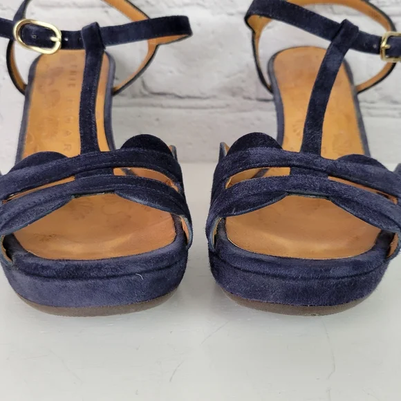 CHIE MIHARA Blue Suede T-strap Strappy Platform Sandals - Picture 9 of 13